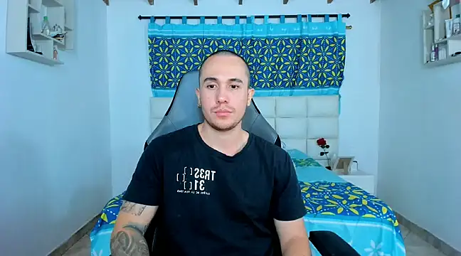 juan  jimenez online show from February 2025 11:33:02 PM