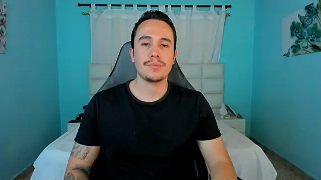 juan  jimenez online show from April 2026 09:05:02 PM