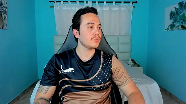Snapshot of juan__jimenez chatting on June 2026 08:44:01 PM juan jimenez online show from June 2026 08:44:01 PM