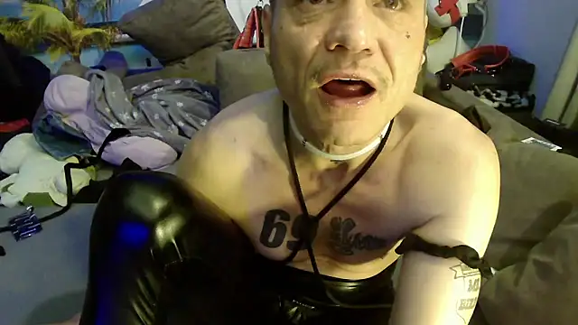 Snapshot of druckfug chatting on February 2026 12:51:02 AM druckfug online show from February 2026 12:51:02 AM