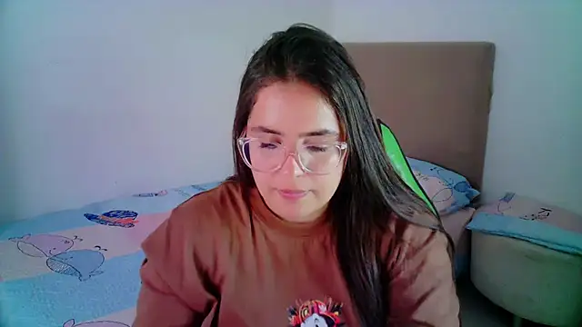  alicia z online show from January 2025 11:58:02 PM