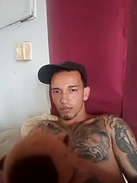 SnoopJjuu online show from April 2026 03:20:02 PM