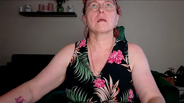 JoannaAndNeighbour online show from June 2026 07:14:01 AM