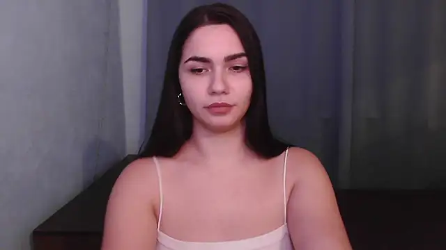 Snapshot of HannahMeid chatting on December 2024 08:27:02 PM HannahMeid online show from December 2024 08:27:02 PM