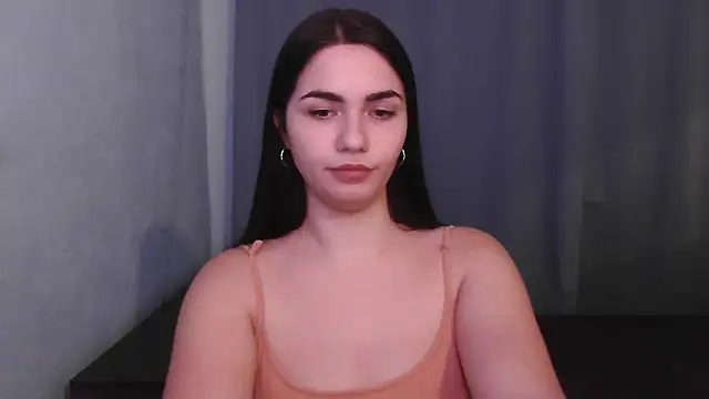 Snapshot of HannahMeid chatting on December 2024 06:49:01 PM HannahMeid online show from December 2024 06:49:01 PM