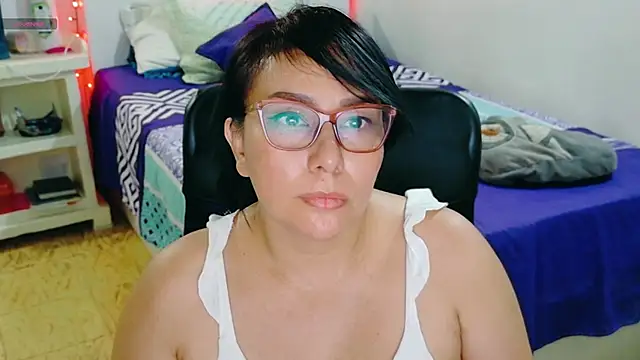 hottplay online show from March 2026 04:14:01 PM