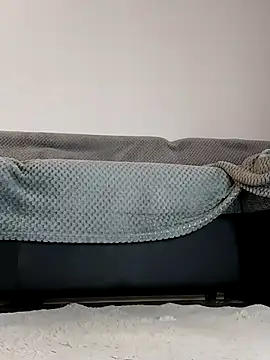 Viola sweet honey online show from November 2025 09:19:02 AM