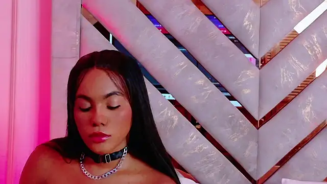 Sara Boom online show from January 2026 01:46:01 PM