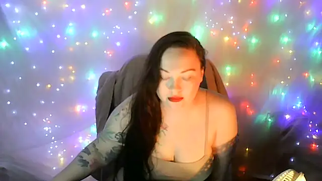 Victoria Marks online show from June 2026 10:55:01 PM