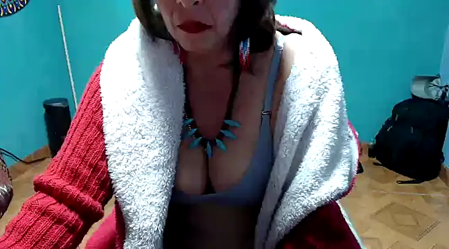 Snapshot of marinadenoche chatting on January 2025 04:42:01 AM marinadenoche online show from January 2025 04:42:01 AM