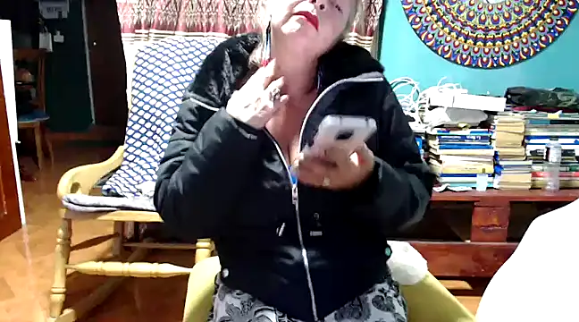 Snapshot of marinadenoche chatting on January 2025 03:48:01 AM marinadenoche online show from January 2025 03:48:01 AM