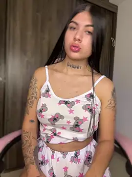 Sarasanders 4 online show from January 2025 03:12:01 AM