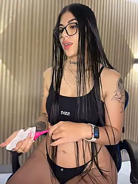 Sarasanders 4 online show from February 2026 03:38:02 AM