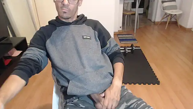 guachin hunk online show from October 2025 06:20:01 PM