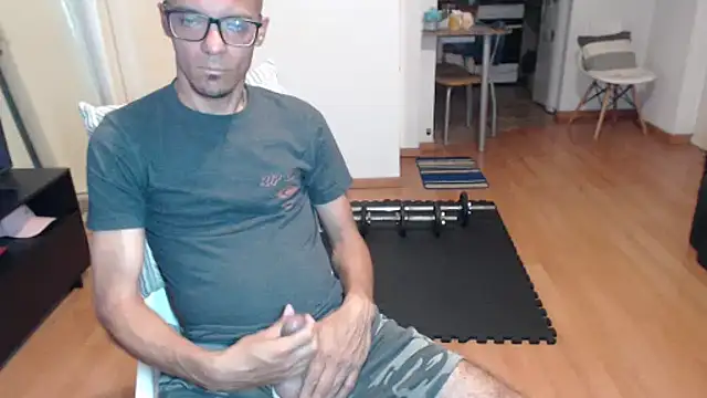 guachin hunk online show from October 2025 03:51:02 AM