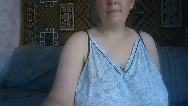 Diana Britt online show from July 2026 03:23:01 AM