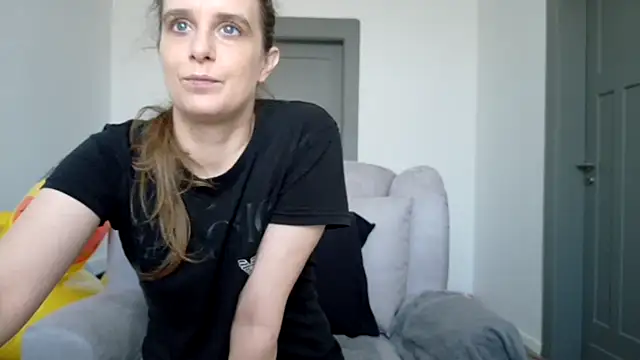 LadyChantale online show from July 2026 08:07:02 AM