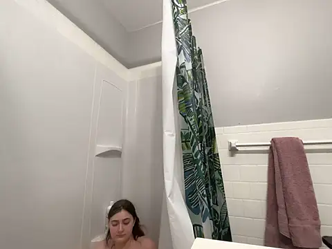 Snowbunnycake 131 online show from November 2025 02:16:01 PM