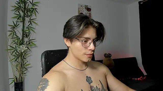 Giordano Russo online show from January 2025 05:05:01 AM