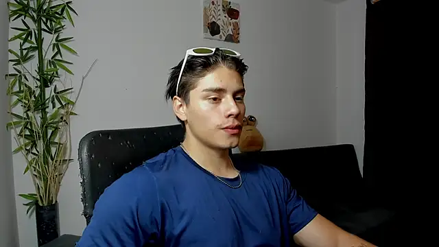 Giordano Russo online show from February 2025 02:50:01 AM