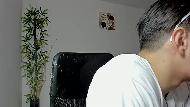 Giordano Russo online show from March 2025 02:47:02 AM