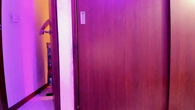  Lunnaa  online show from December 2024 01:48:01 AM