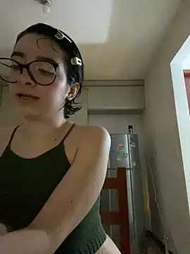  Lunnaa  online show from April 2026 12:37:02 AM