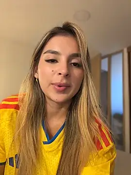 oriana zoeee online show from July 2026 10:14:02 PM