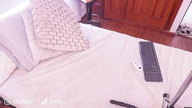 Lucy fit online show from March 2026 03:17:01 PM