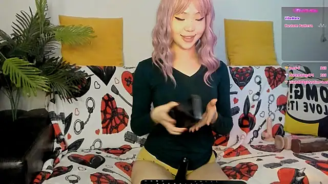 Snapshot of Stripchatlady chatting on December 2024 05:49:02 AM Stripchatlady online show from December 2024 05:49:02 AM