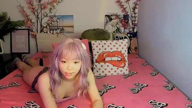 Snapshot of Stripchatlady chatting on February 2025 04:07:01 PM Stripchatlady online show from February 2025 04:07:01 PM