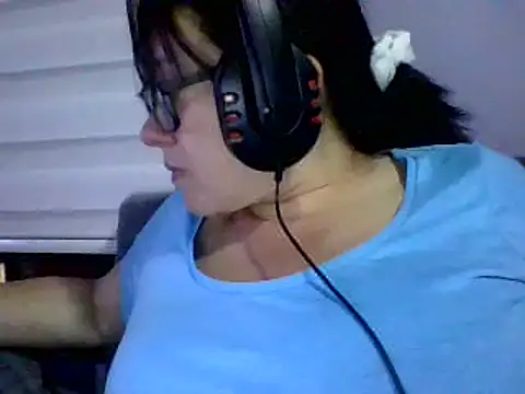 Sonialorens  online show from February 2025 01:36:01 AM