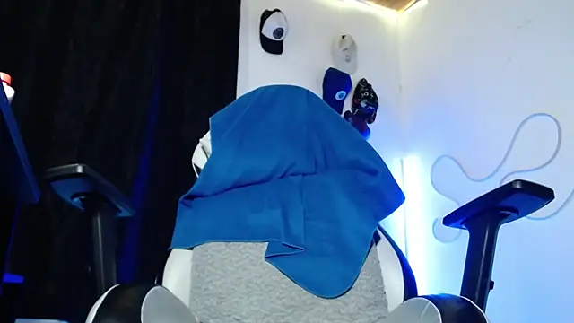 Snapshot of sebastian_horny chatting on February 2026 03:54:01 AM sebastian horny online show from February 2026 03:54:01 AM