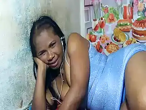 Hyncam online show from February 2025 05:25:02 PM