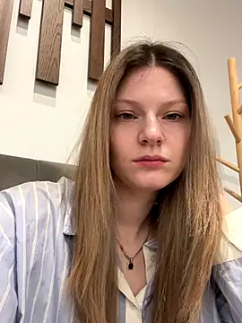 MaryHiggins online show from December 2025 07:58:02 AM