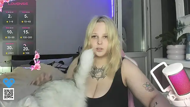 Snapshot of B_Ratz chatting on September 2025 08:52:02 PM B Ratz online show from September 2025 08:52:02 PM