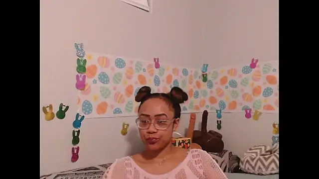 RylHoneyy online show from March 2026 03:17:01 AM