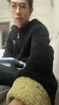 CrytinaSissyCrossdress online show from November 2025 01:33:02 AM