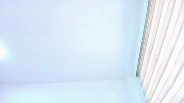 sophiax-x online show from April 2026 07:07:02 PM