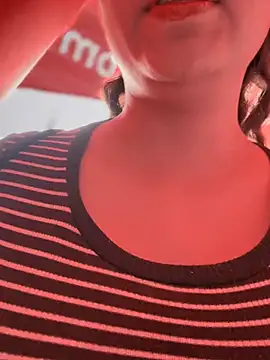 seraphine23 online show from December 2024 09:30:02 PM