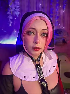 seraphine23 online show from January 2025 10:51:01 PM