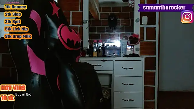 Snapshot of samantharocker5 chatting on April 2026 01:23:02 PM samantharocker5 online show from April 2026 01:23:02 PM