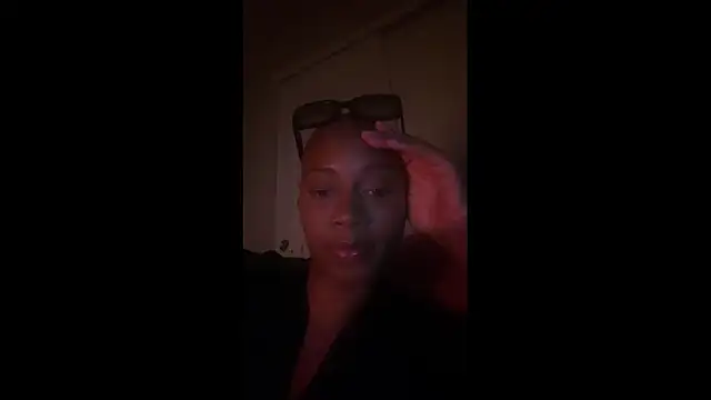 Snapshot of HoneyDripHer chatting on November 2025 12:16:02 AM HoneyDripHer online show from November 2025 12:16:02 AM