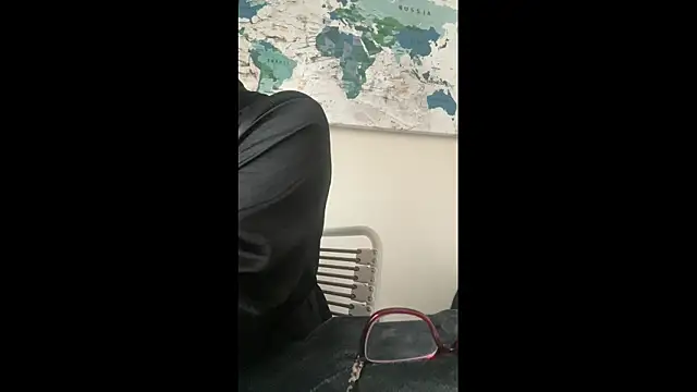 HoneyDripHer online show from November 2025 06:50:02 PM