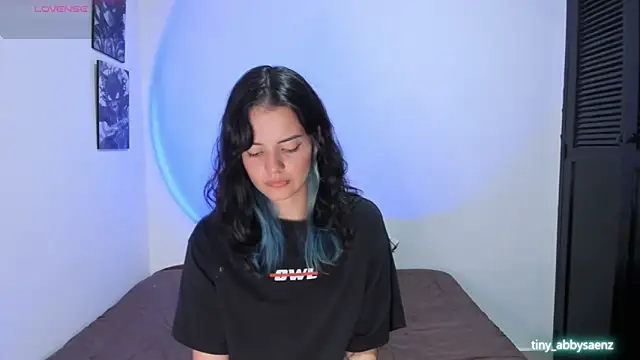 Abby Saenz01 online show from September 2025 07:25:02 PM