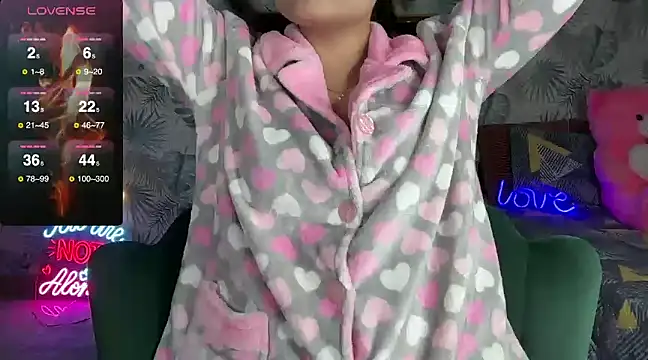 Sizzling  ZAARA online show from January 2025 12:21:01 PM