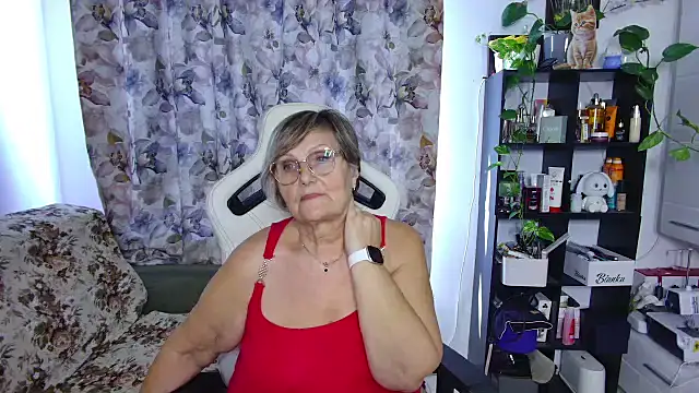 Snapshot of Selenna57 chatting on January 2025 09:43:02 AM Selenna57 online show from January 2025 09:43:02 AM