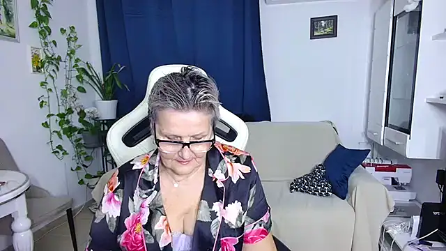 Snapshot of Selenna57 chatting on February 2026 06:34:02 PM Selenna57 online show from February 2026 06:34:02 PM