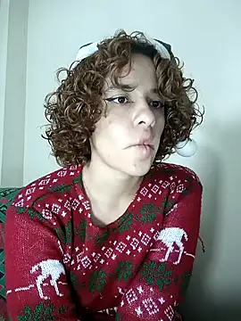 Snapshot of EmmaMelissa0521 chatting on December 2024 03:05:01 PM EmmaMelissa0521 online show from December 2024 03:05:01 PM