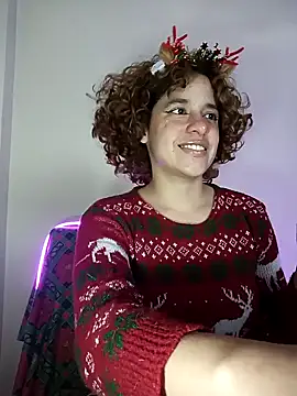 Snapshot of EmmaMelissa0521 chatting on December 2024 08:18:02 PM EmmaMelissa0521 online show from December 2024 08:18:02 PM